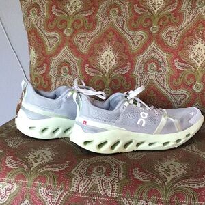 OC Trail Running Sneakers